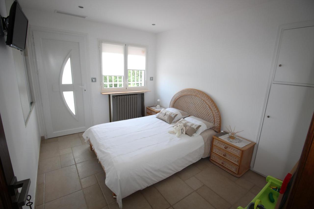 Villa Jalna Chambre, Suites Et Appartement 罗科福尔雷潘 外观 照片